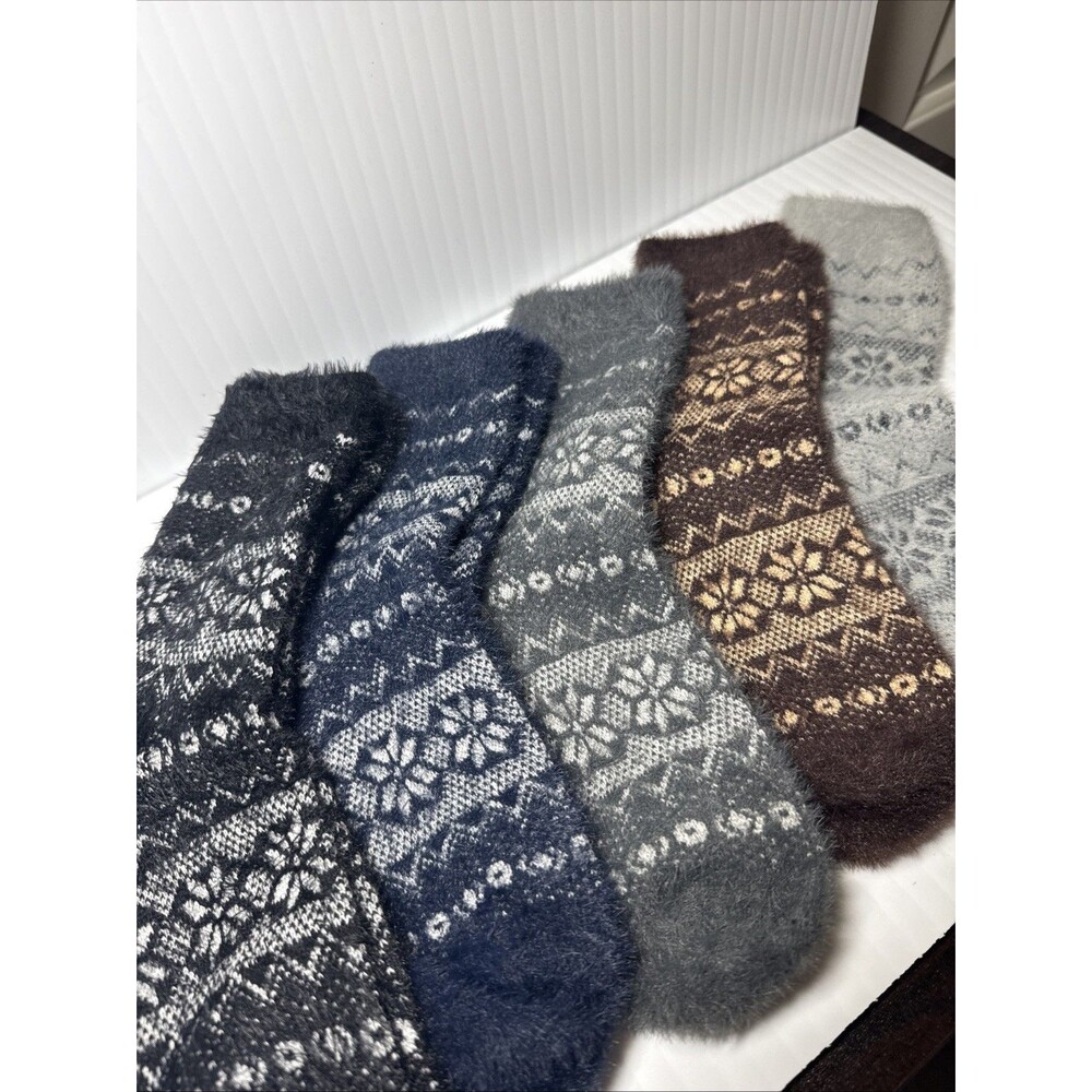 5 Pair Of Super Soft Fuzzy Socks New